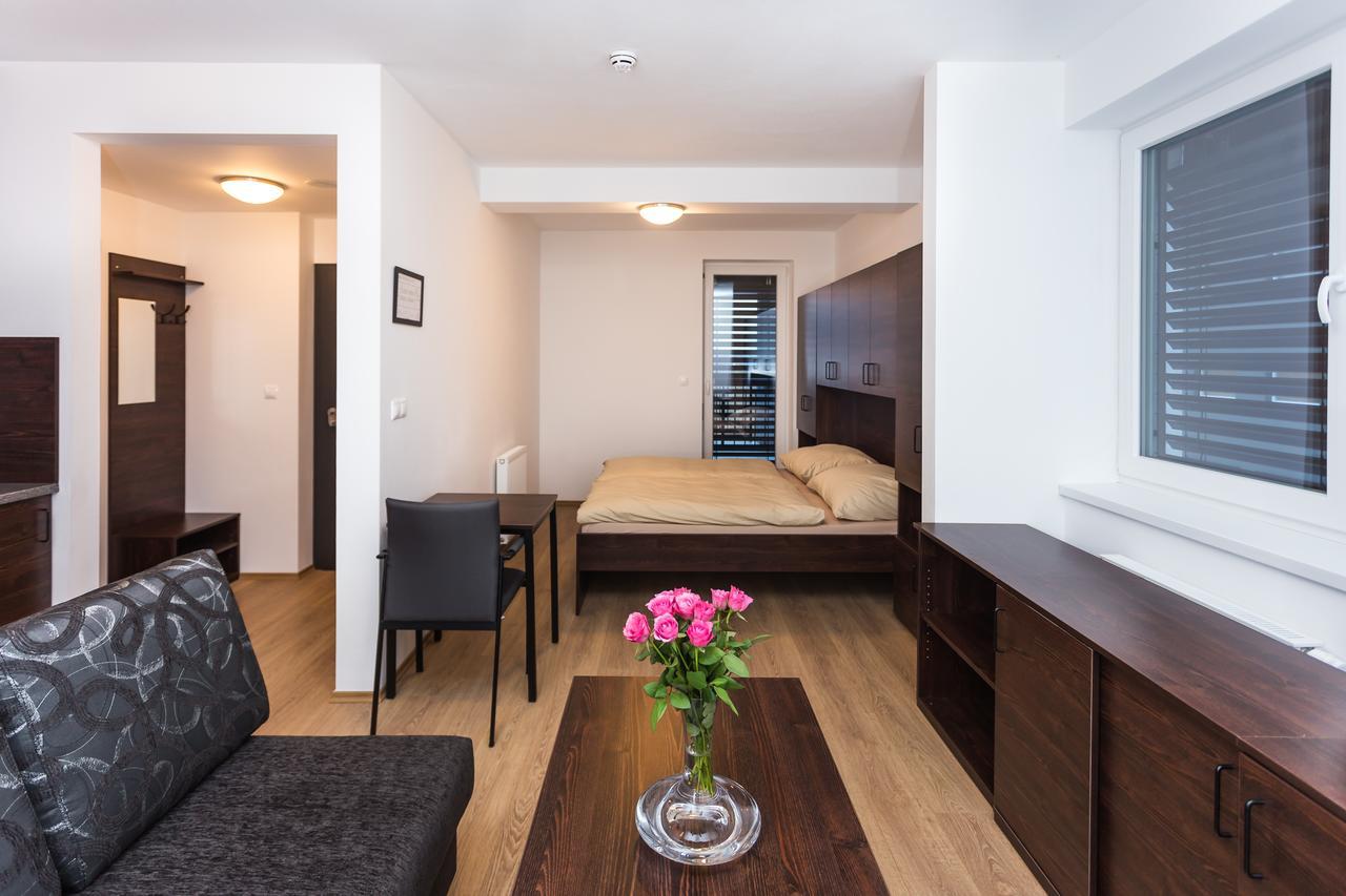 Barok Hotel And Apartments Bratysława Zewnętrze zdjęcie