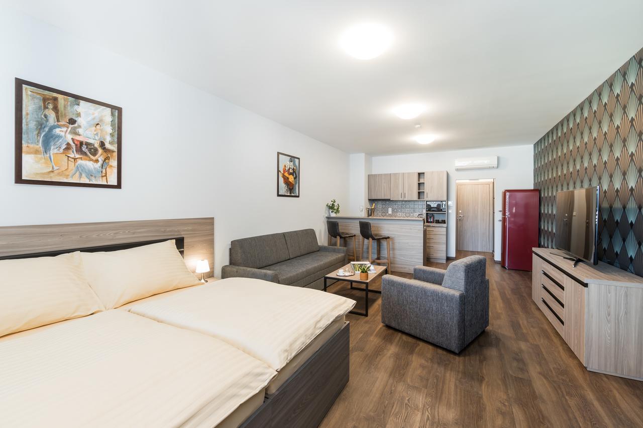 Barok Hotel And Apartments Bratysława Zewnętrze zdjęcie
